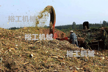 在給軸承添加氣流粉碎機(jī)潤滑油的時(shí)候